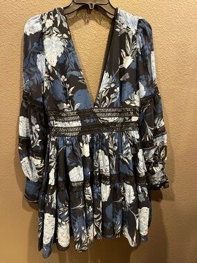 Bardot Black Floral V-Neck Boho Dress with Blue & White Blooms defected